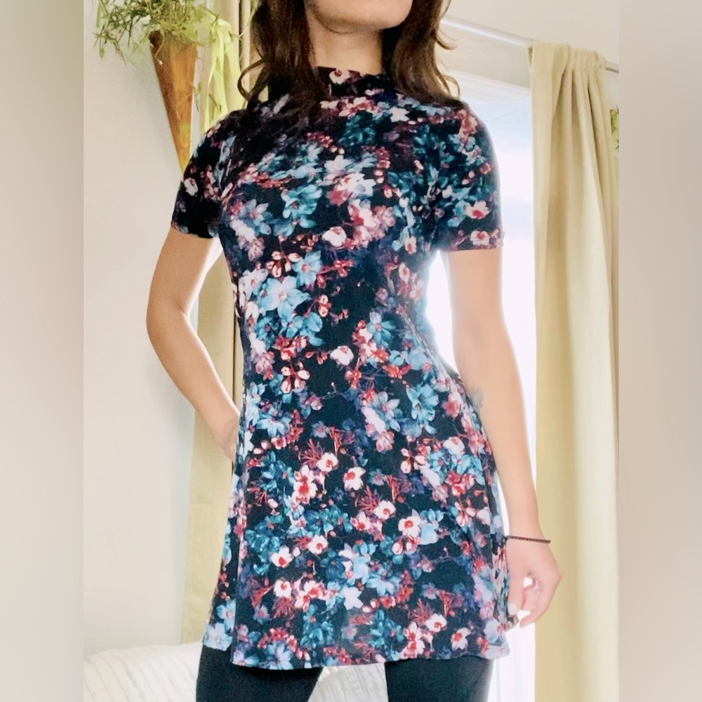 BCBGeneration Floral Mock Neck A-Line Stretch Dress XS